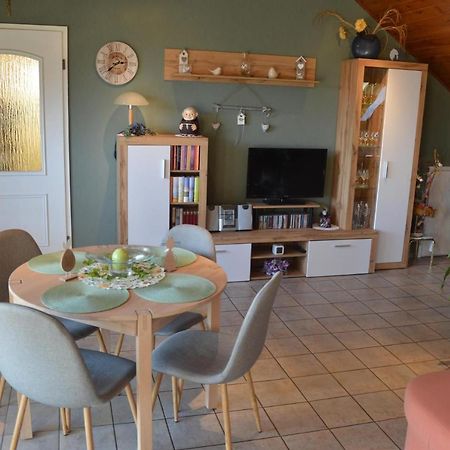 Ferienwohnung Auszeit Waxweiler Екстериор снимка