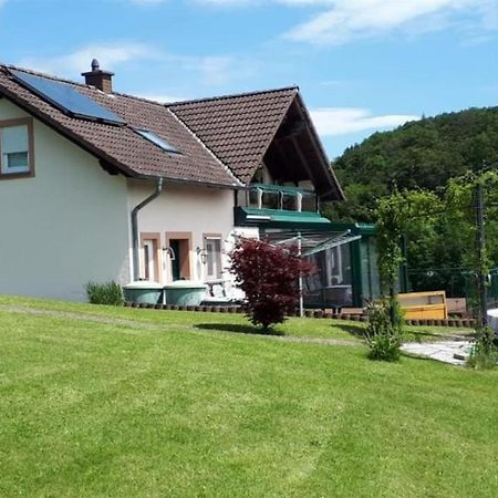 Ferienwohnung Auszeit Waxweiler Екстериор снимка