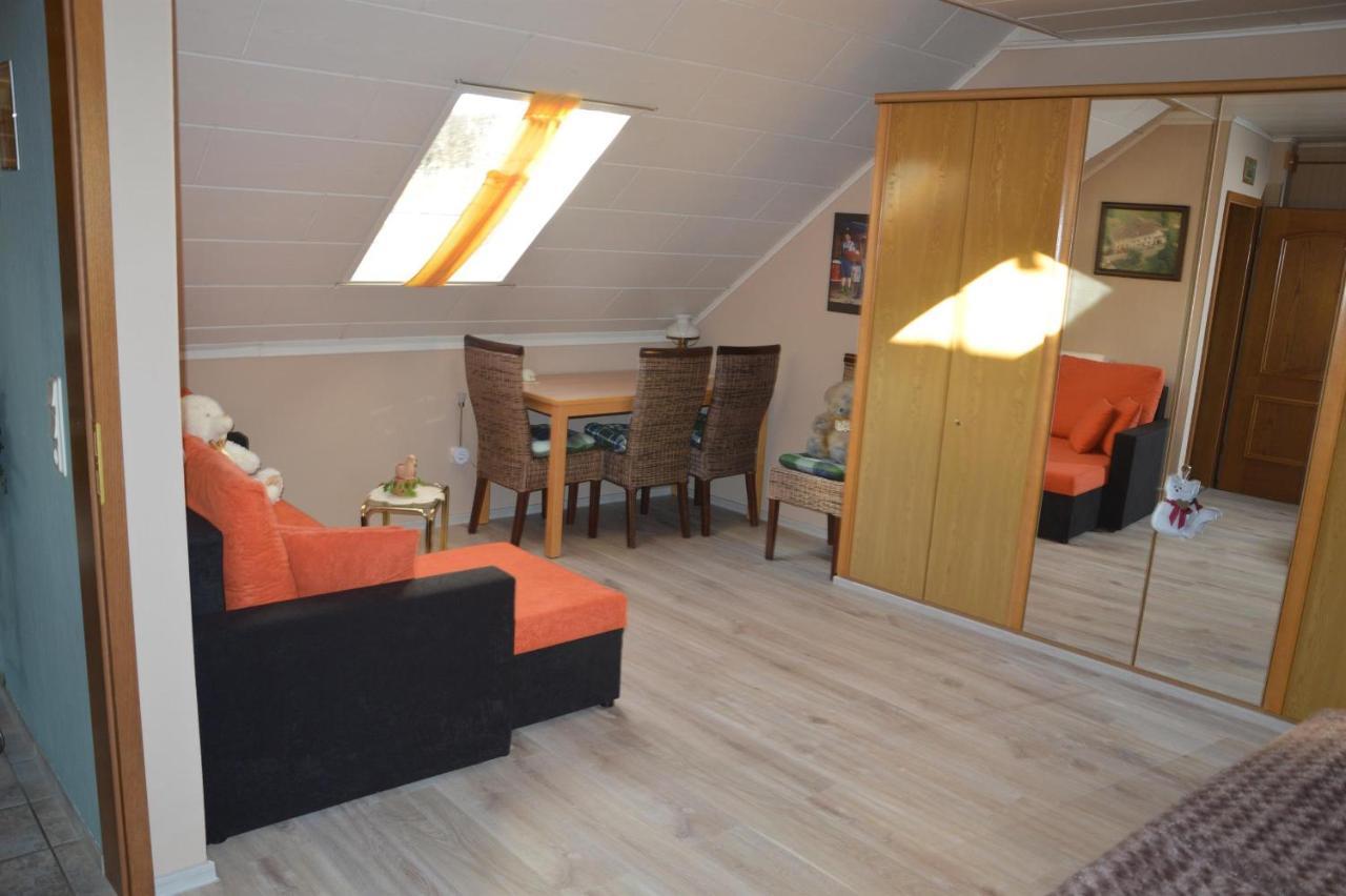 Ferienwohnung Auszeit Waxweiler Екстериор снимка